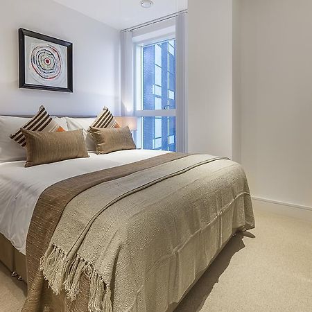 Lincoln Plaza Apartment London Exterior photo