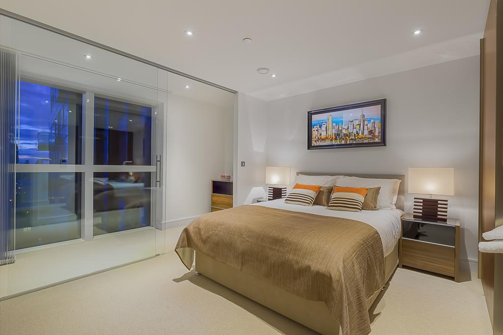Lincoln Plaza Apartment London Exterior photo