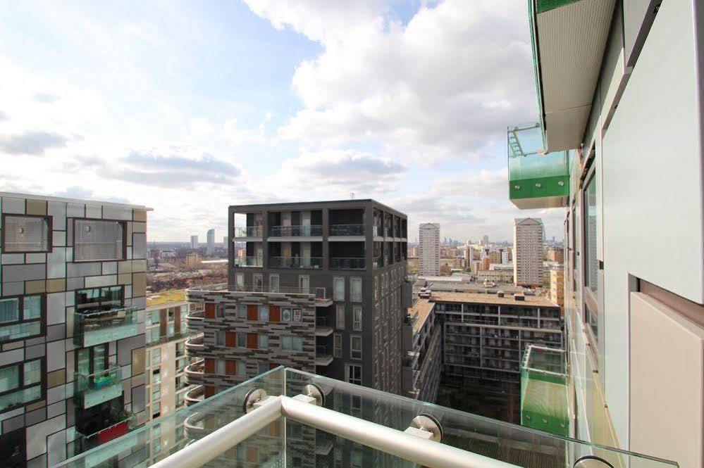 Lincoln Plaza Apartment London Exterior photo