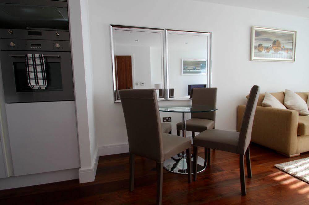 Lincoln Plaza Apartment London Exterior photo